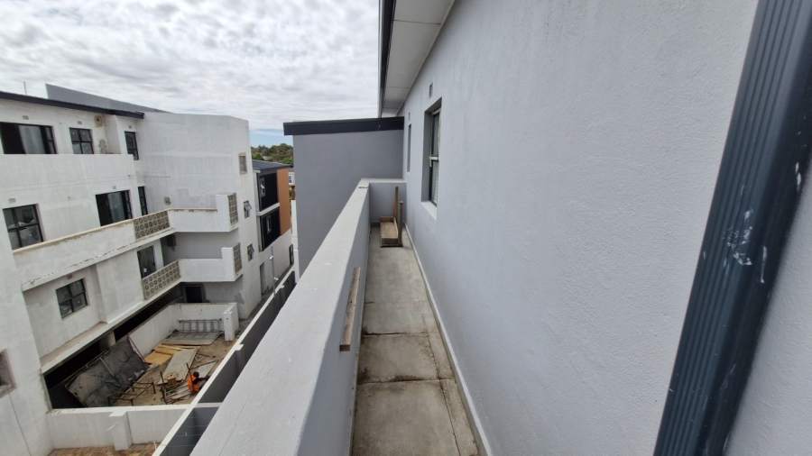 1 Bedroom Property for Sale in Table View Western Cape